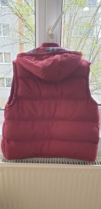 Vând vesta originala aproape noua  LeeCooper