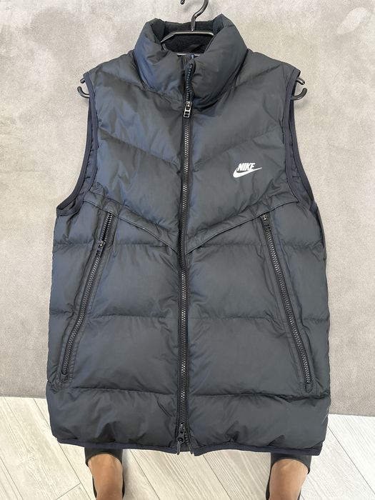 Елек на nike размер Xs