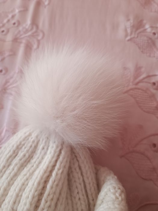 Шапки с естествен косъм