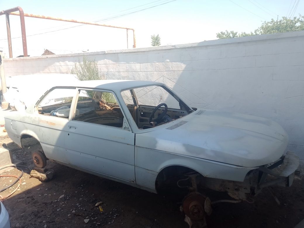 BMW 3 seriya 316 (e21) kuzuv 1980 yil