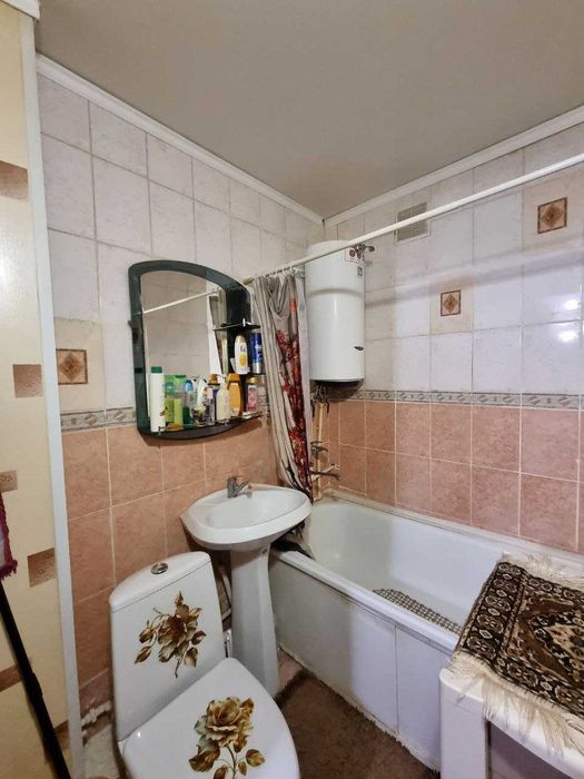 2 ком кв в центре. Пр-кт Н. Абдирова, 22/3. Этаж 3 из 5-ти