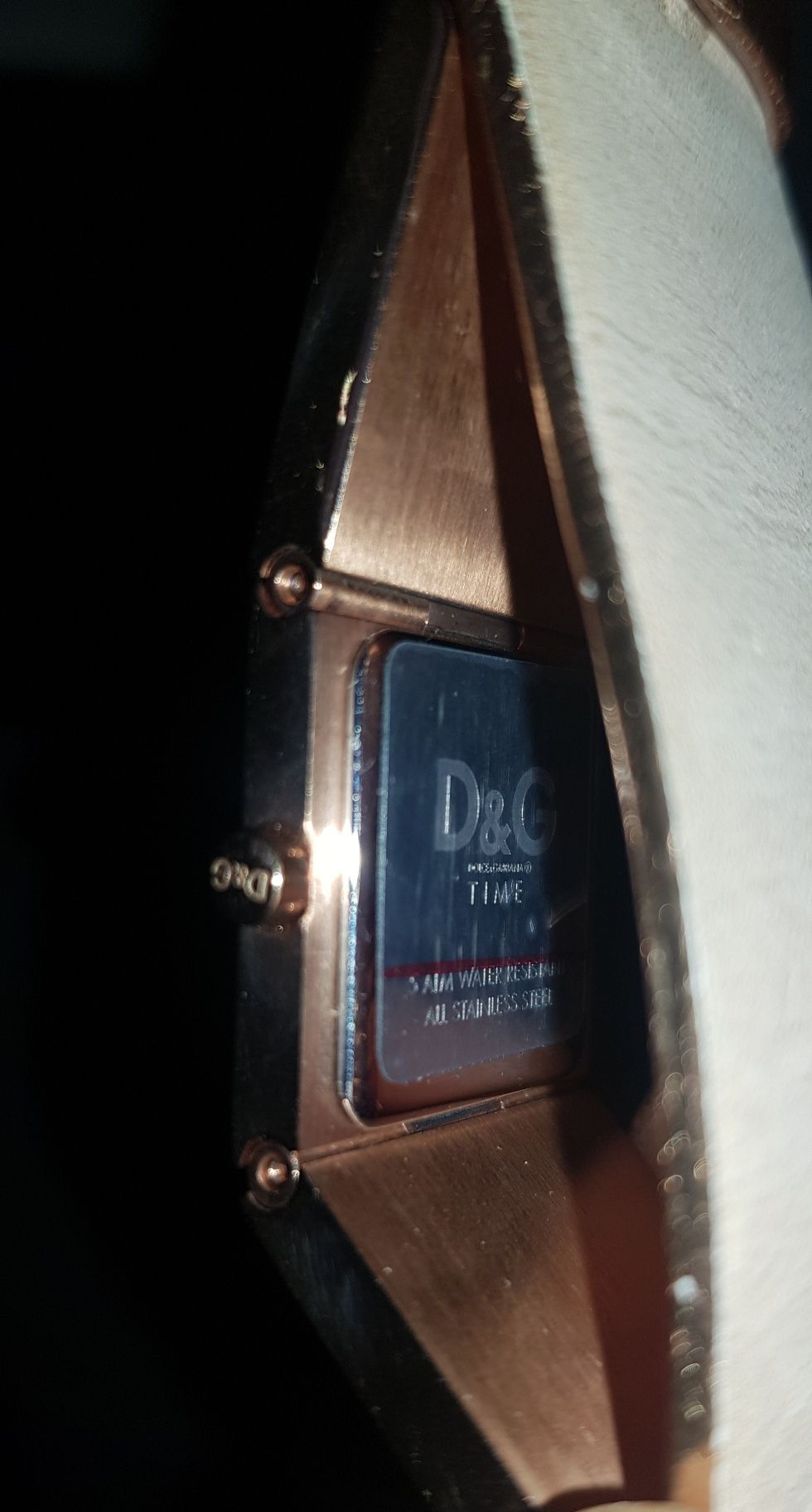 D&G Dolce and Gabbana Оригинален Дамски Кожен Часовник