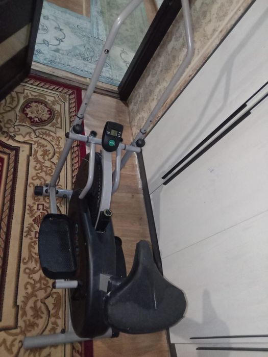 Эллиптический тренажер