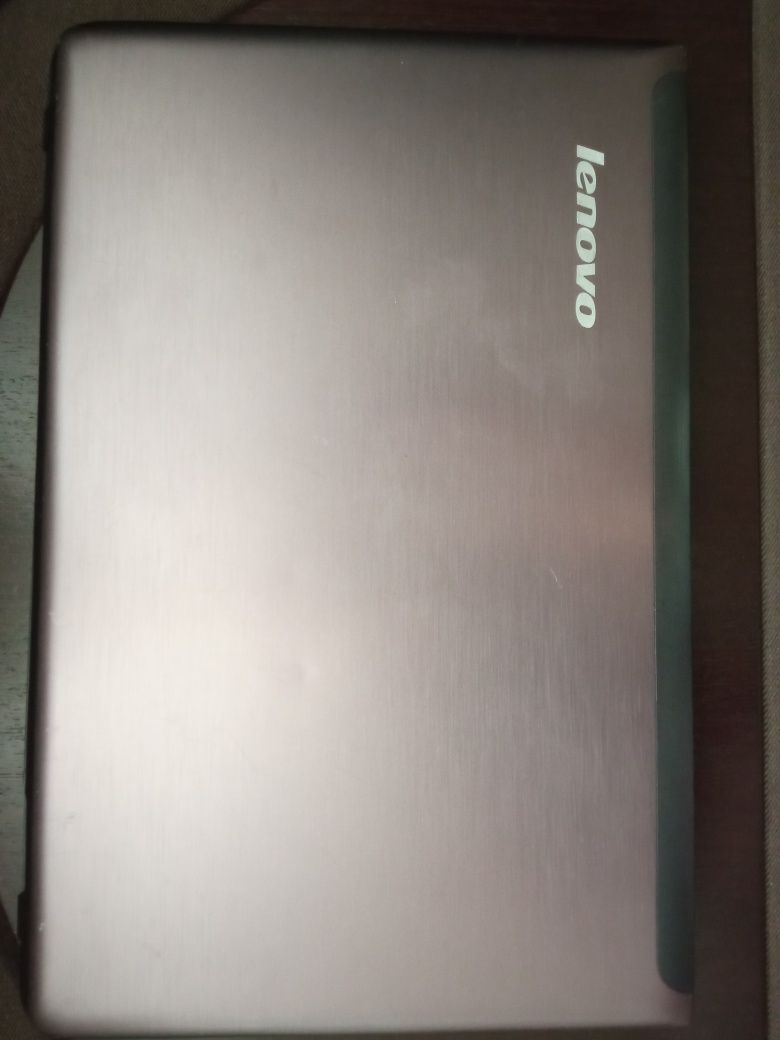 продам ноутбук леново ideaPad Z570