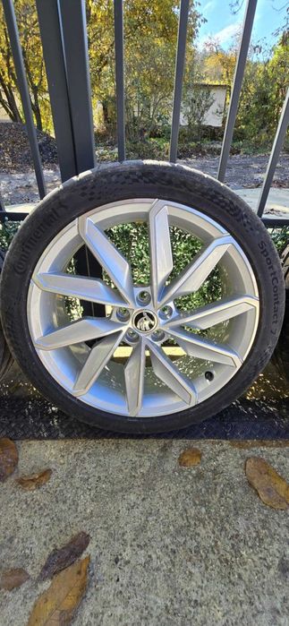 Джанти Blade 18" 5x100 7J ET39 с гуми 225/40/18 Sport Contact 7