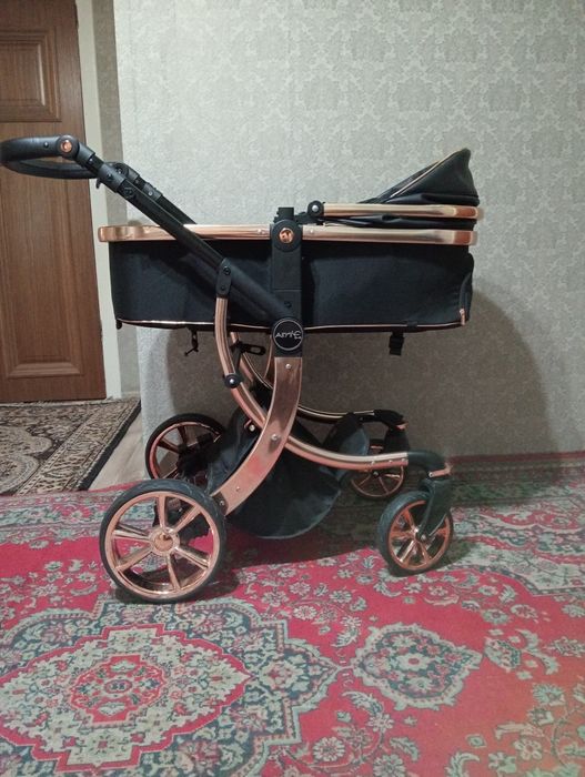 Продам коляску зимнюю трансформер, покупали за 100.000 в хорошем состо