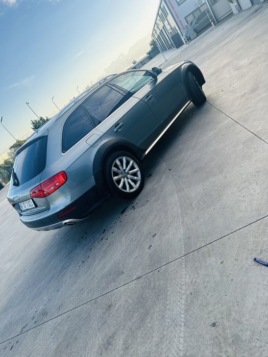 Vand Audi A4 Allroad Quattro automat 2011 proprietar/unele schimburi