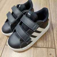 Adidasi copii Adidas