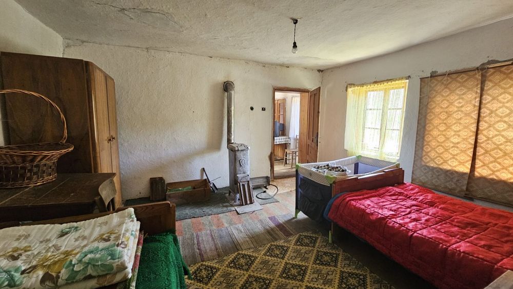 Продава се Къща в с. Бутроинци, Област Перник - 50 кв.м за 600 €/кв.м - Снимка #8