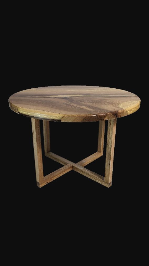 Деревянные столы ручной работы