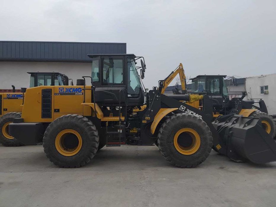 Фронтальный погрузчик XCMG, XC956 - джойстик, 3,2 м/куб