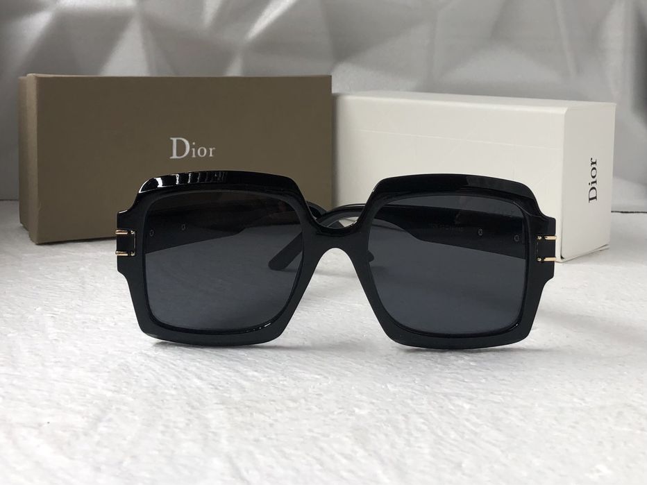 Дамски слънчеви очила квадратни