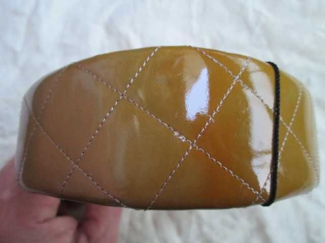 Burberry нова диадема за коса.