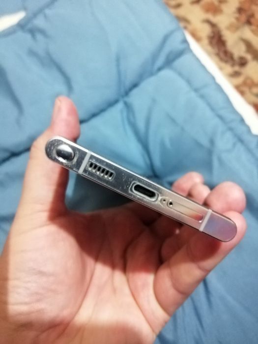 Samsung Galaxy S22 Ultra Alb Perlat 12GB RAM -256 GB memorie