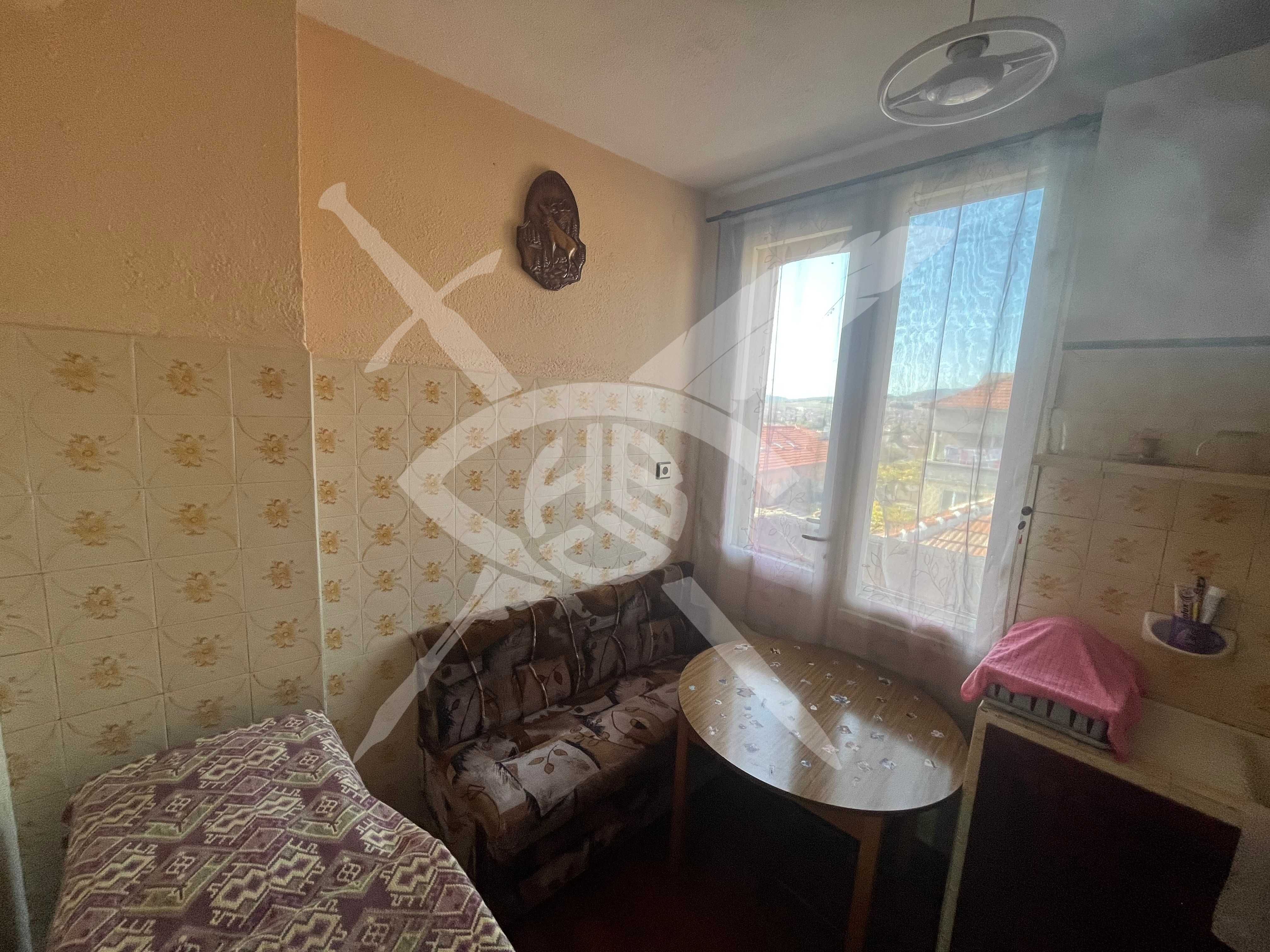Триетажна къща в Панагюрище! 51794