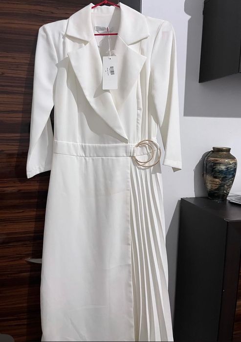 Продам женское платье