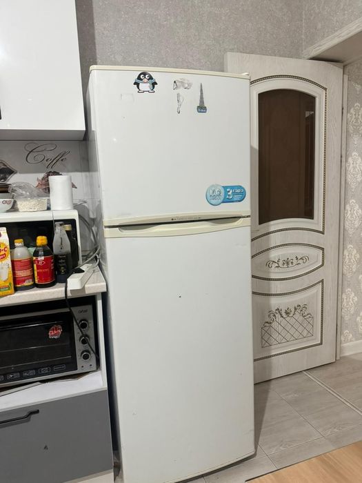 Продам холодильник LG
