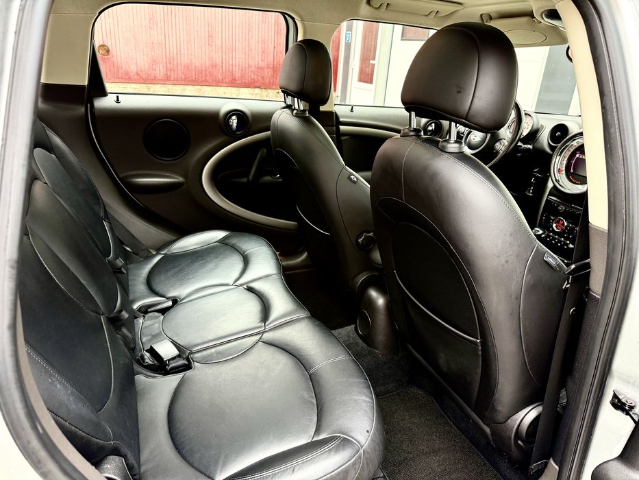 Mini Cooper Countryman 2.0 D / ALL4 4x4 / Automat / Panoramic