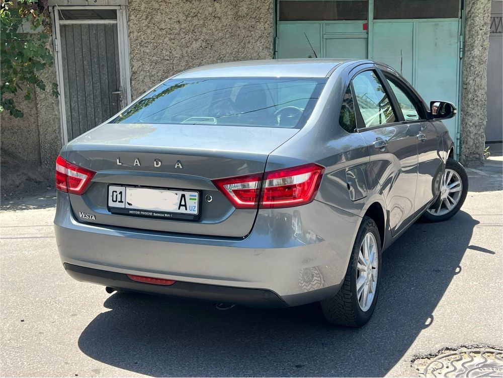 Лада Веста 2018 АМТ