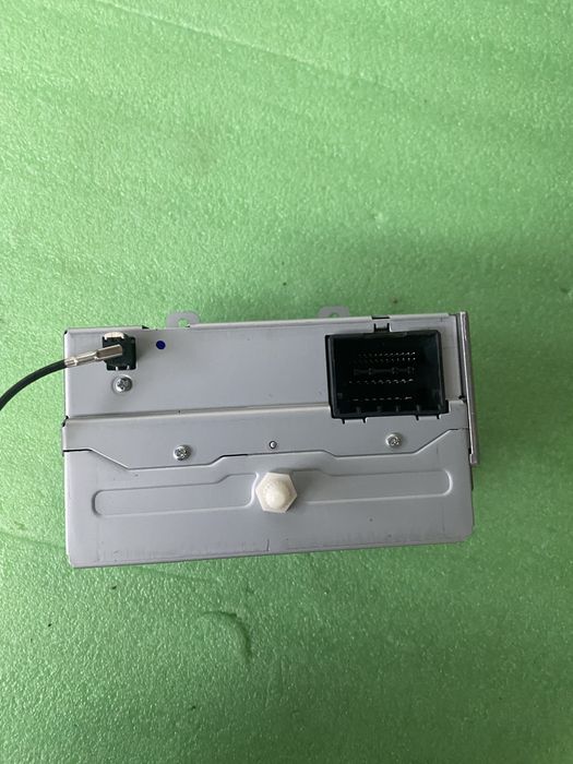 unitate de cap radio/CD/DVD/GPS pentru modelul Opel Astra J