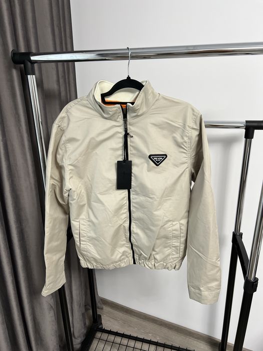 Geaca PRADA super calitate