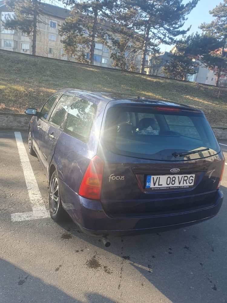 Vand Ford Focus benzina