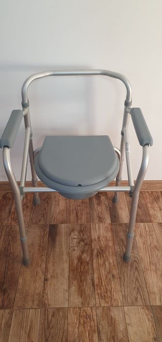 Scaun spital electric / scaun wc camera