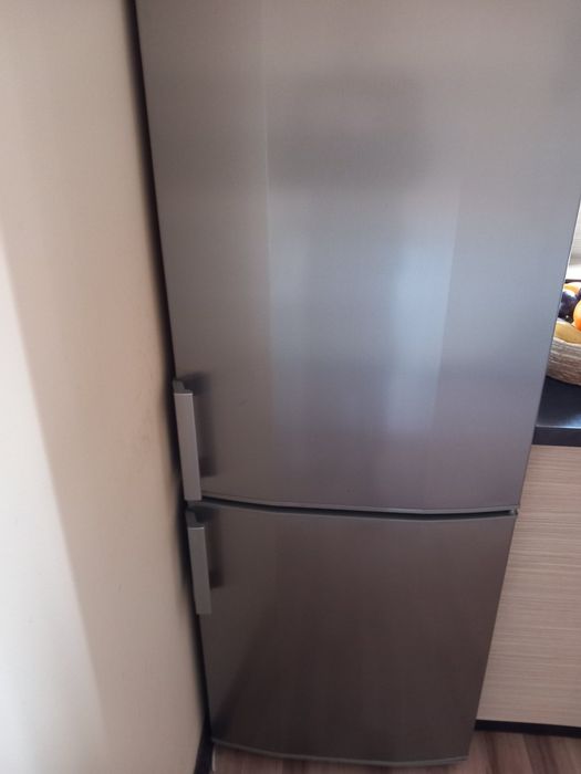 Хладилник,микровълнова, фурна