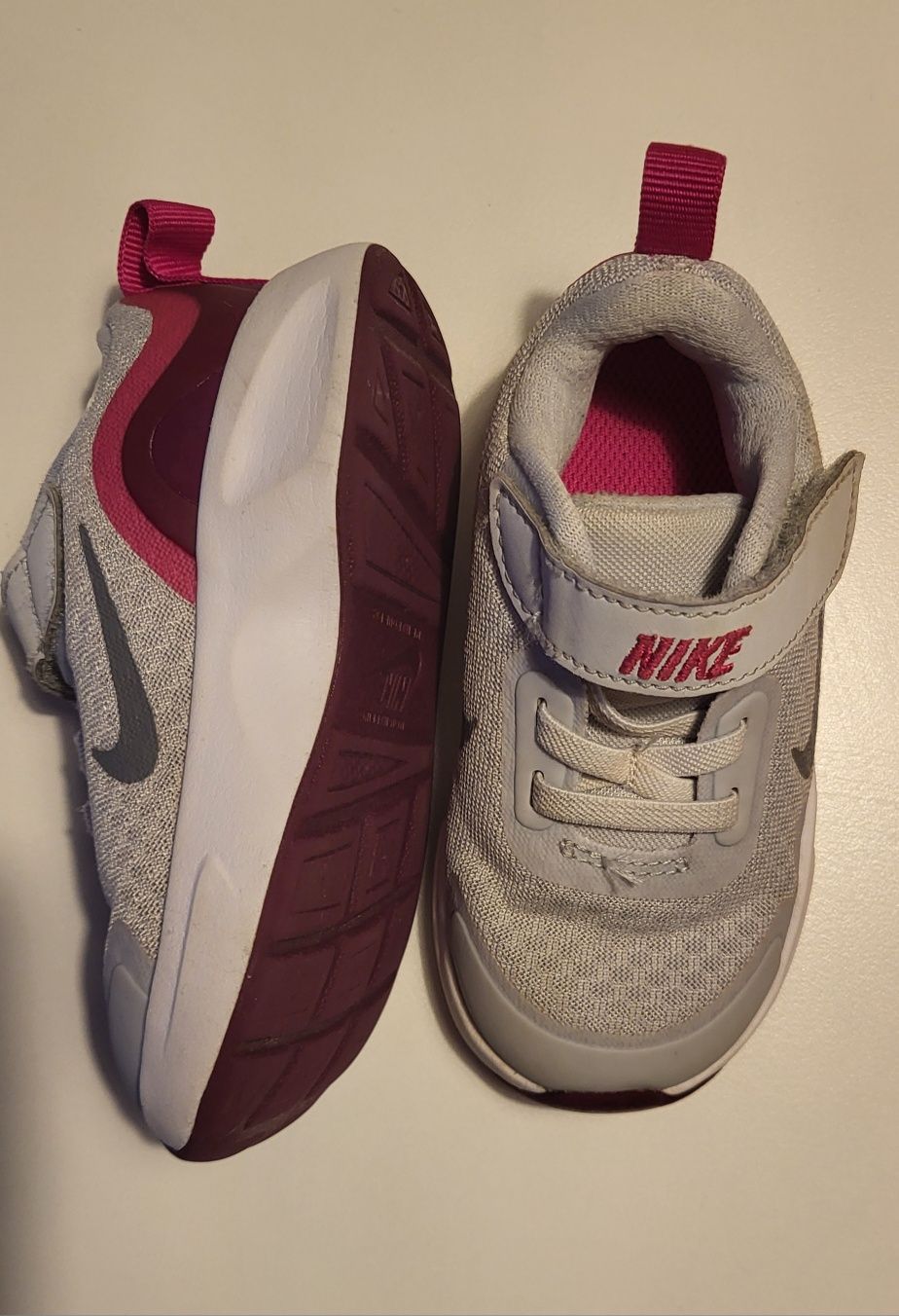 Nike, Zara, Obaibi маратонки и дрешки за момиче 18-24