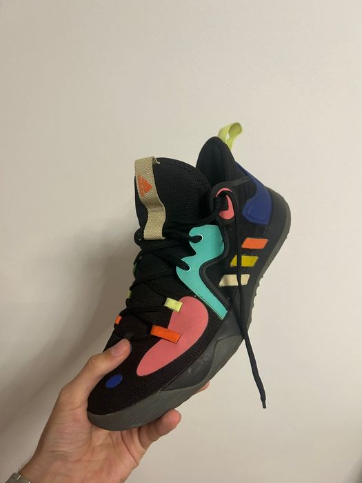 Vând pantofi sport Nike / Jordan