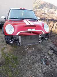 Mini Cooper S на части