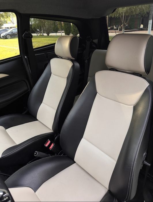 Aixam Crossline Gt 2021 4 locuri 15 CP Full Option Se conduce la 16ani