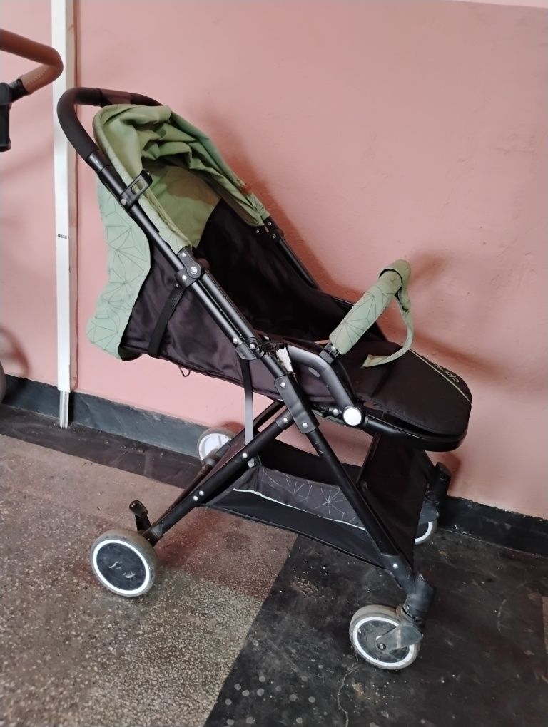Детска количка chipolino clarise