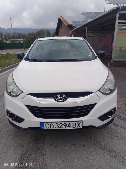 Продавам джип Hyundai IX35