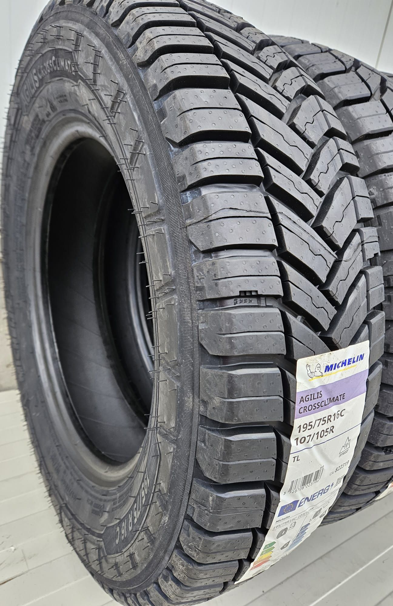 195/75 R16C ,107R  , MICHELIN CrossClimate , Anvelope mixte M+S