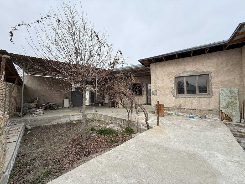 3,3 sotixli uchastka sotiladi.