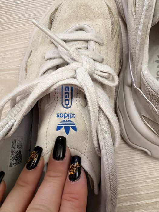 Vand Adidas Ozwego