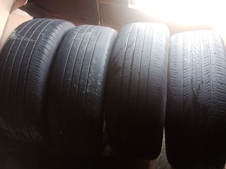 Продам летн резину Goodyear 235'55'20