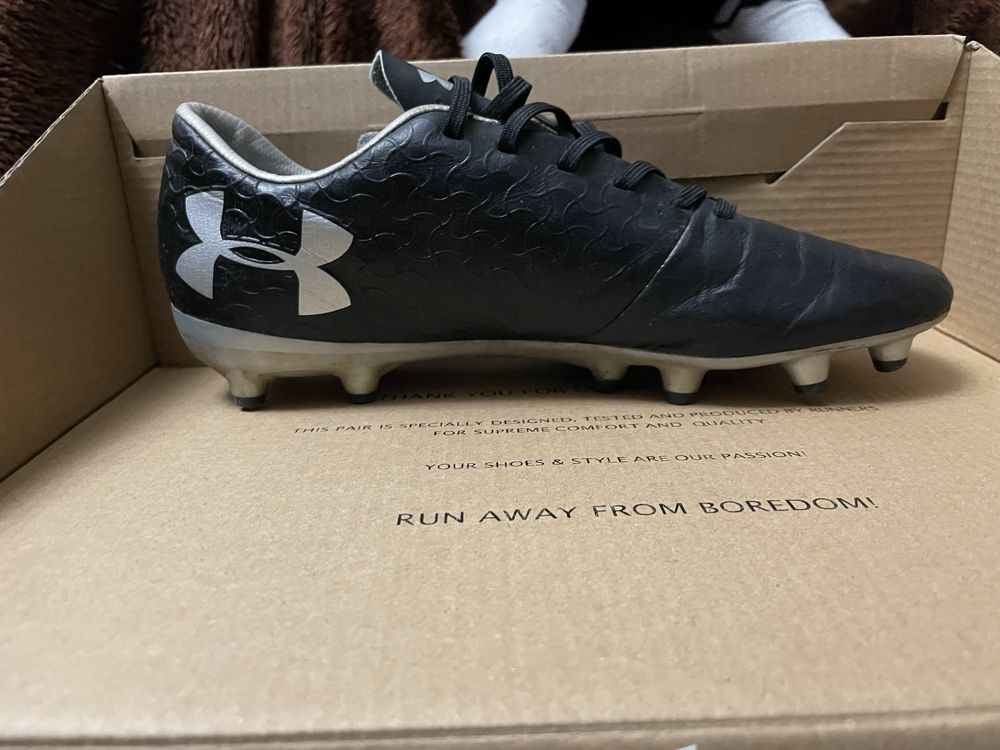 Бутонки на марка Under Armour