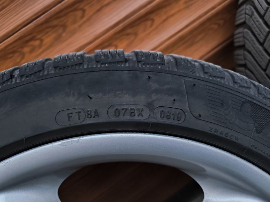 Зимни гуми Michelin 225/45/17 с джанти BMW 5x120 7.5j et40