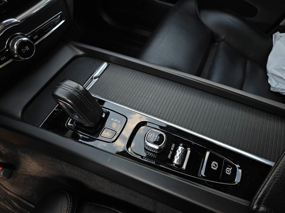 Volvo XC60 hibrid