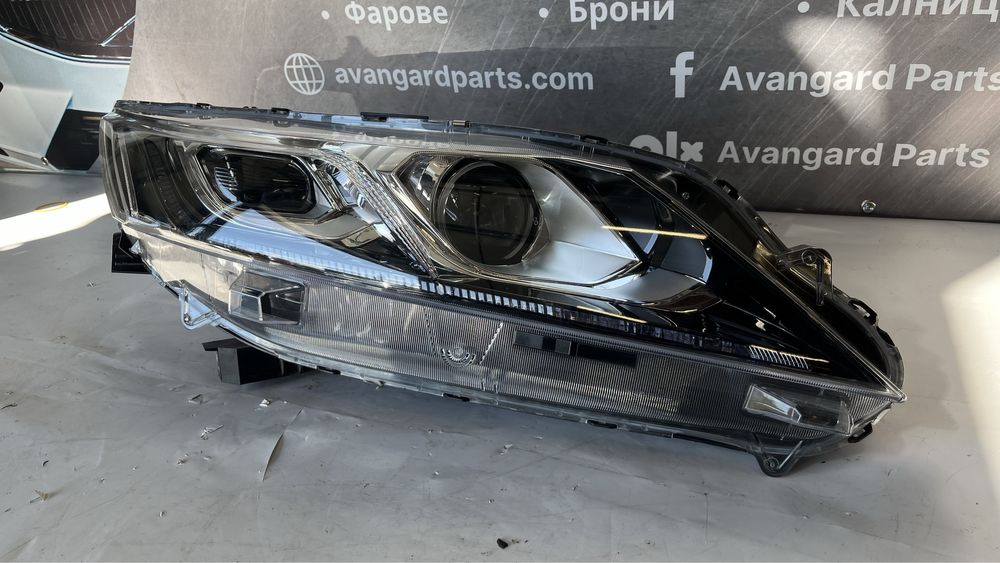Десен фар Mitsubishi Eclipse Cross 2018-