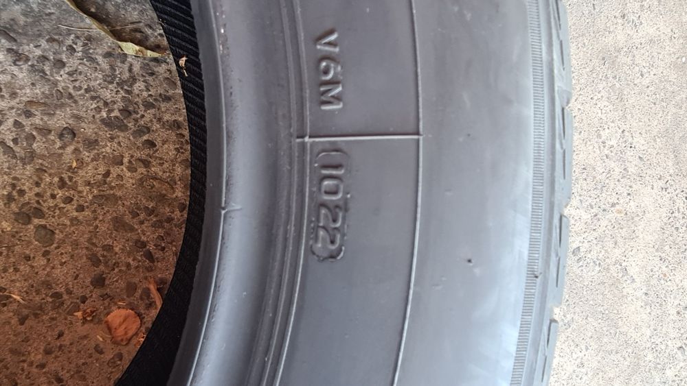 4 anvelope vara Bridgestone 255/55/18,dot 2022