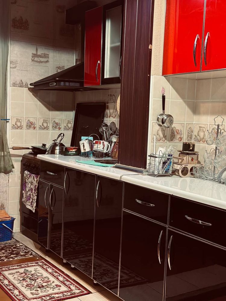 Сотилади 2/4/4 Коракамиш 2/4