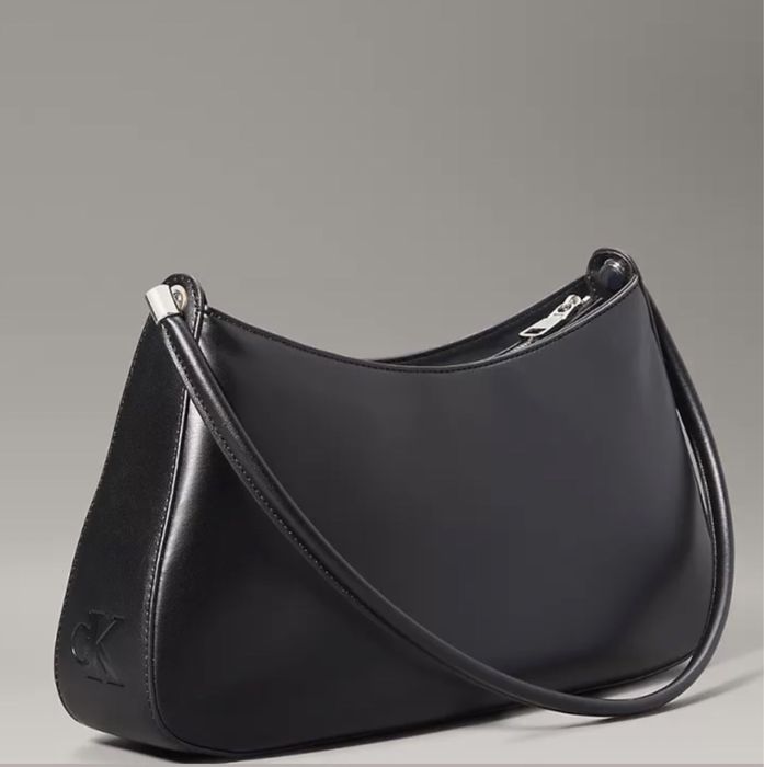 Продам сумку calvin klein