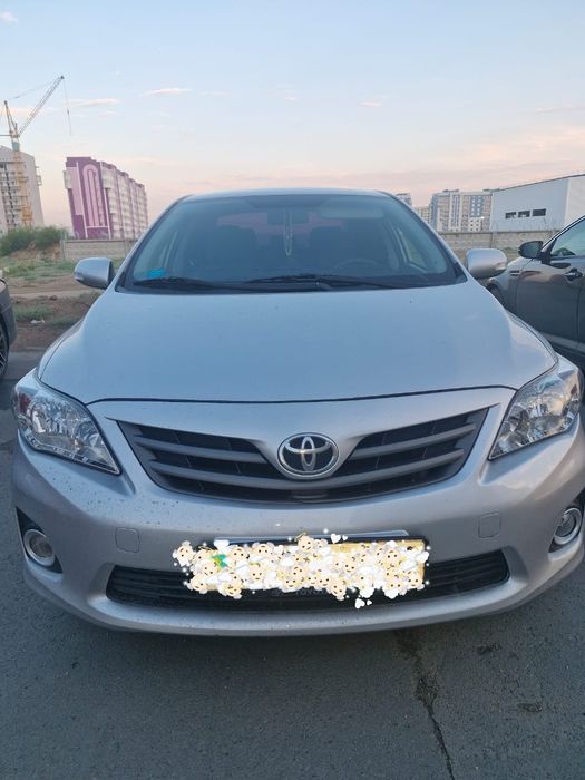 Продам машину Toyota Corolla