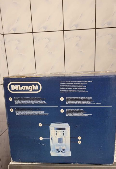 Espressor automat De'Longhi Magnifica S ECAM 22.112.B Stare buna!