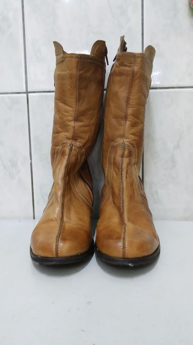Дамски ботуши от естествена кожа номер 35