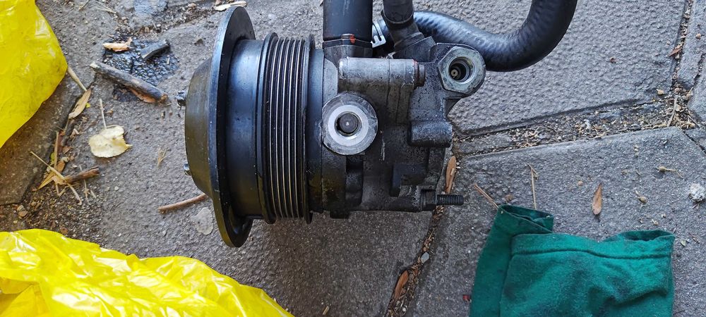 Носачи Mercedes w220 ABC и ABC помпа