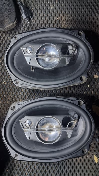 Продам динамики овальные